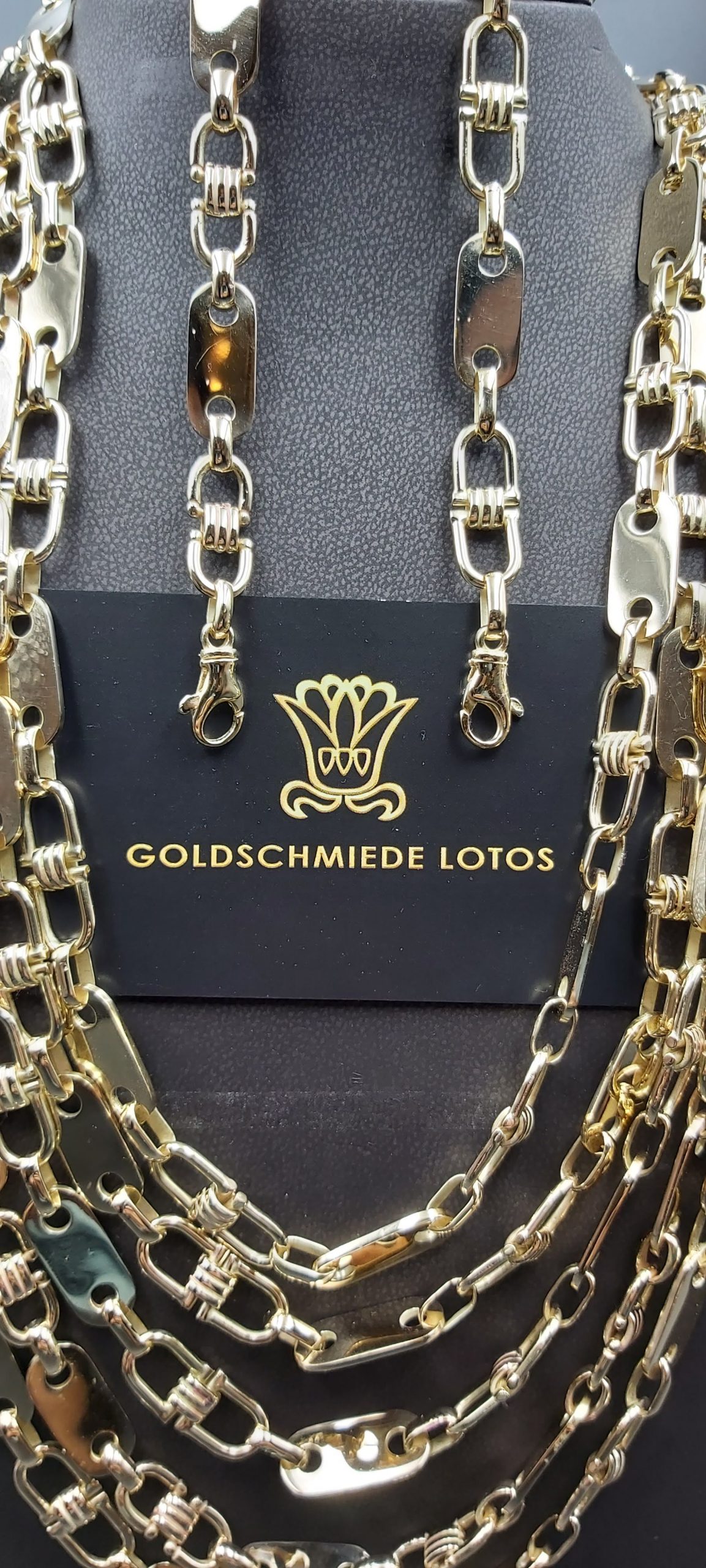 Goldschmiede-lotos Plattenkette-Steigbügelkette-Goldkette-875er-21KGold